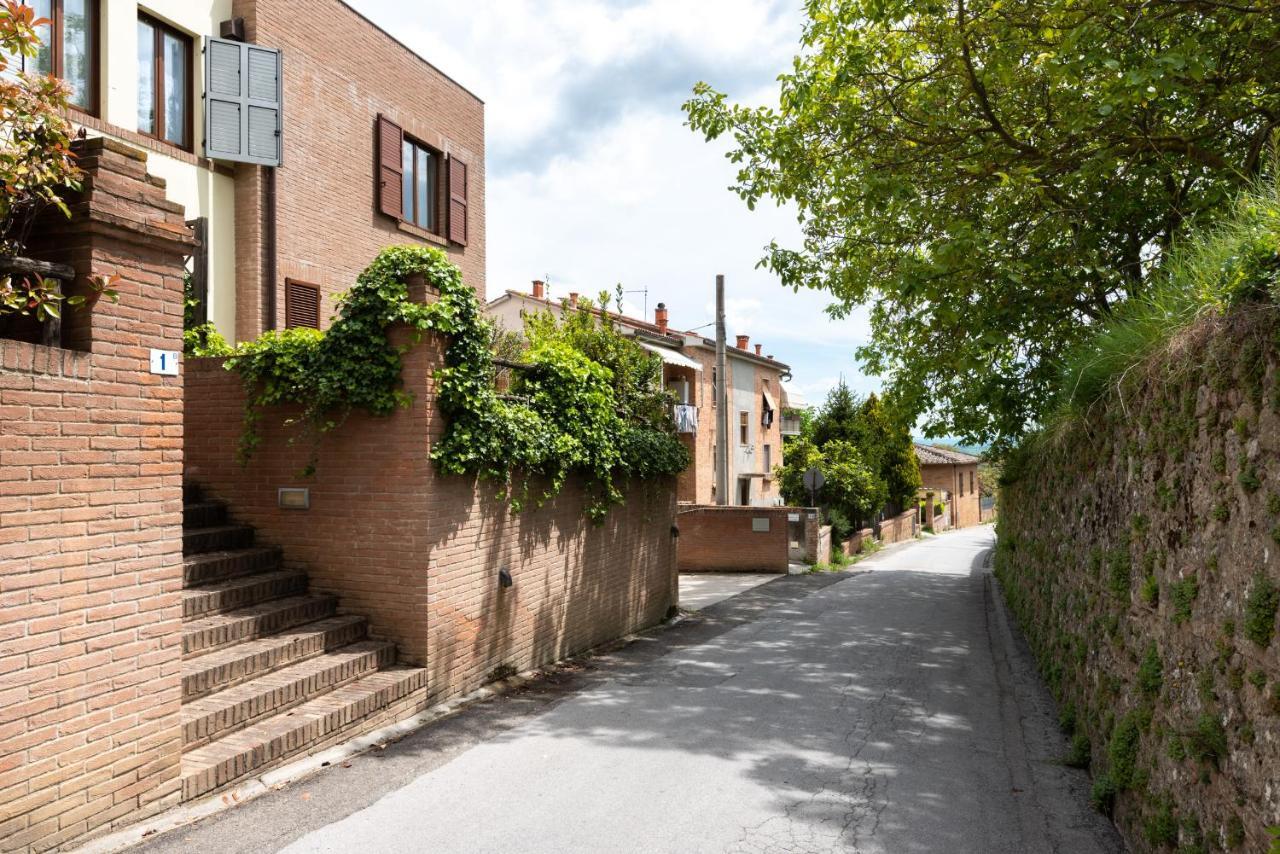 Ferienwohnung Luglie 360° Panoramic Terrace Siena Exterior foto